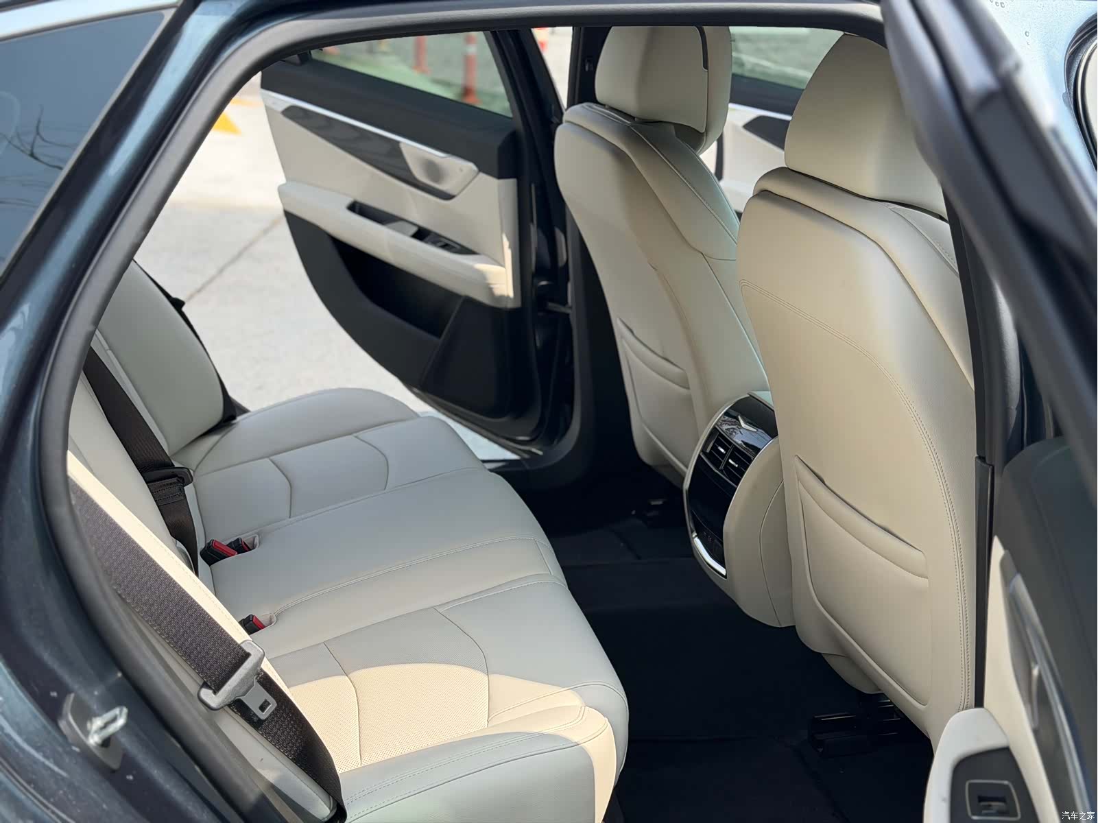 Cadillac CT6, 2023 12
