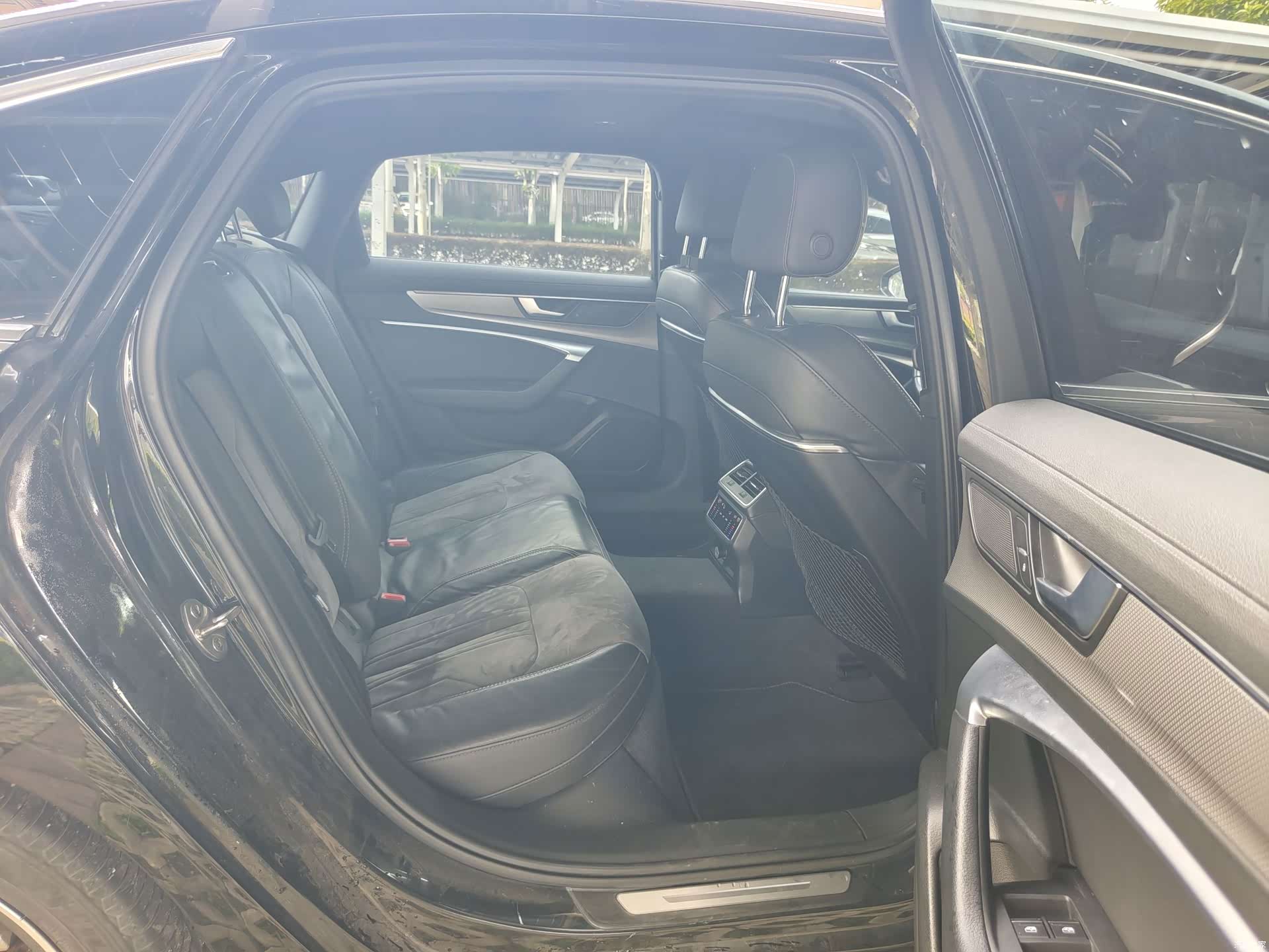 Audi A6L, 2021 13