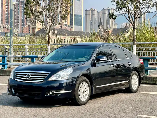 Nissan Altima 2010 — купить из Китая под заказ