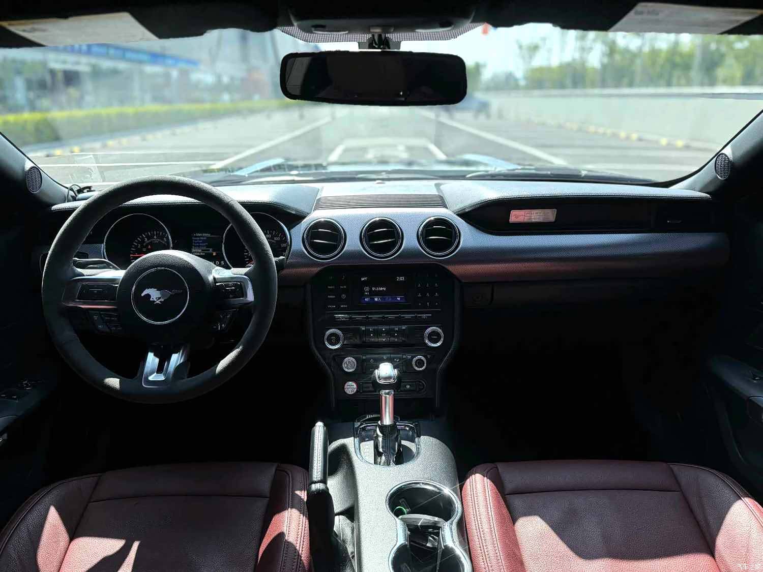 Ford Mustang, 2017 все фото
