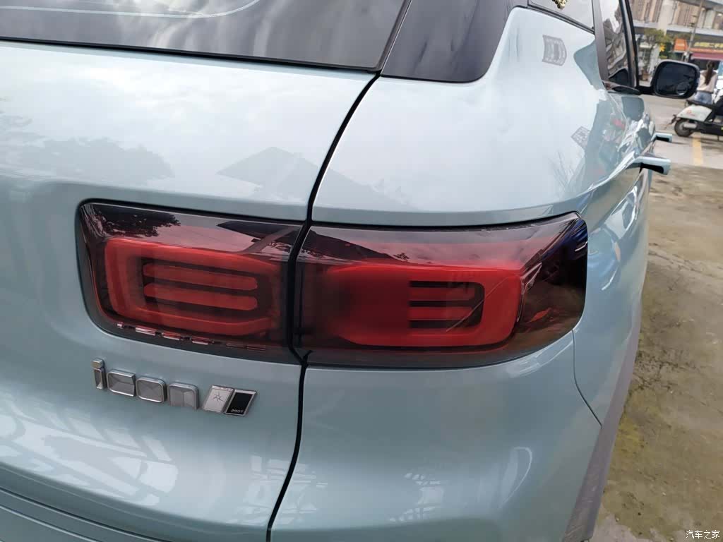 Geely Icon, 2023 24