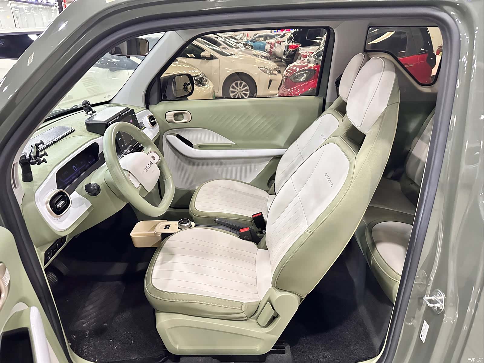 Geely Panda, 2024 все фото