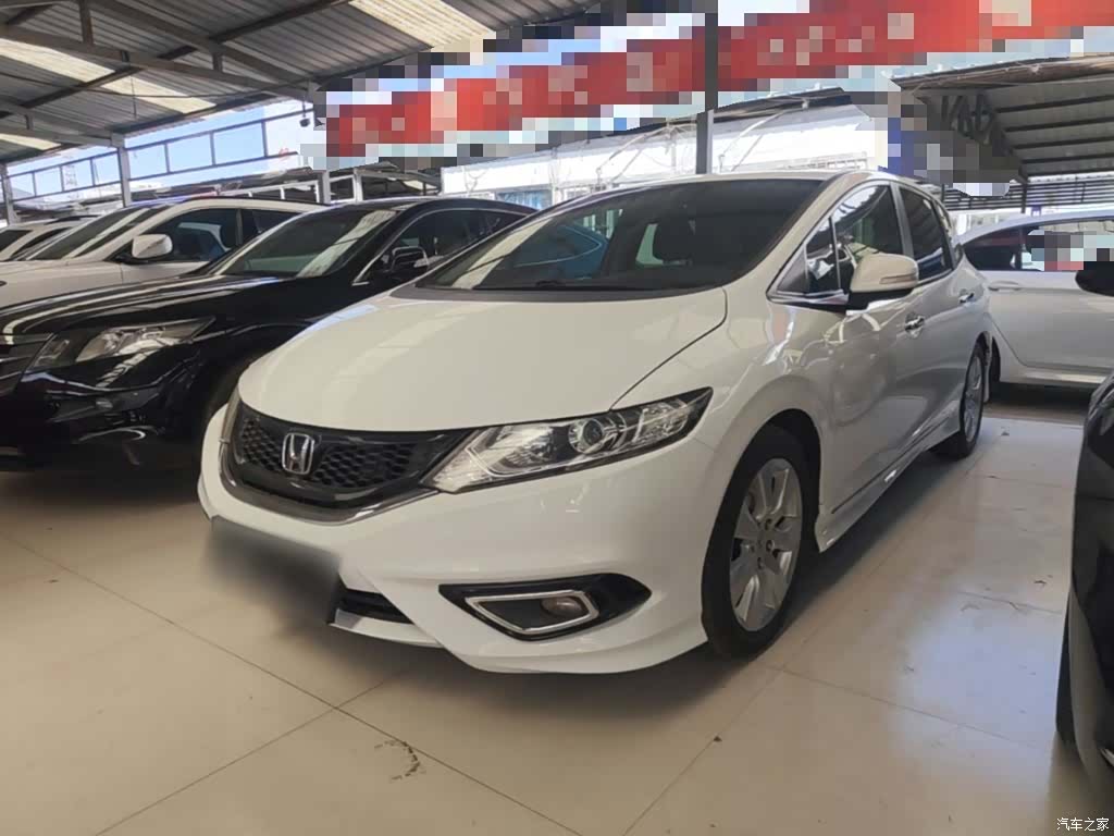 Honda Jade, 2015 1