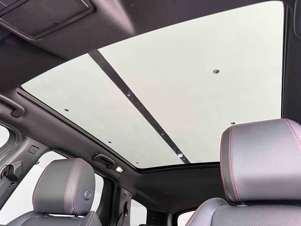 Land Rover Discover sports