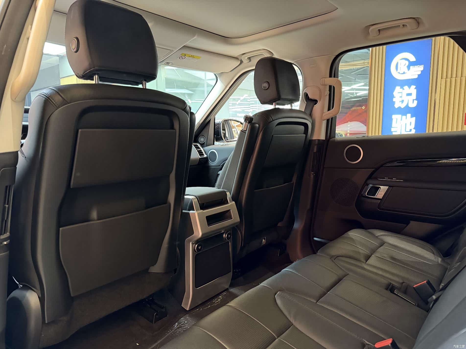 Land Rover Discovery, 2019 10