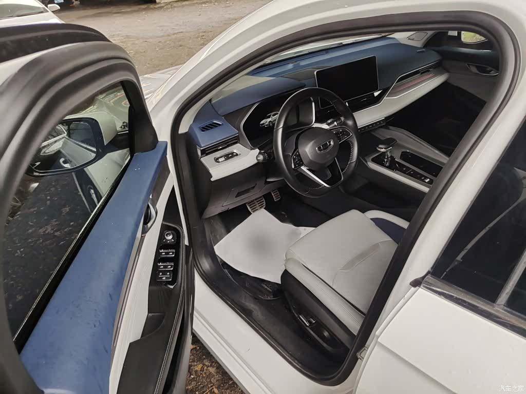 Geely Preface, 2023 8