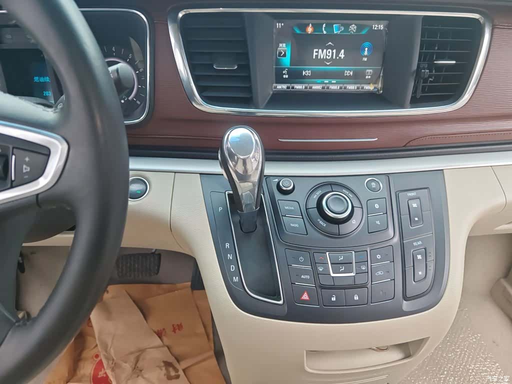 Buick GL8, 2019 6