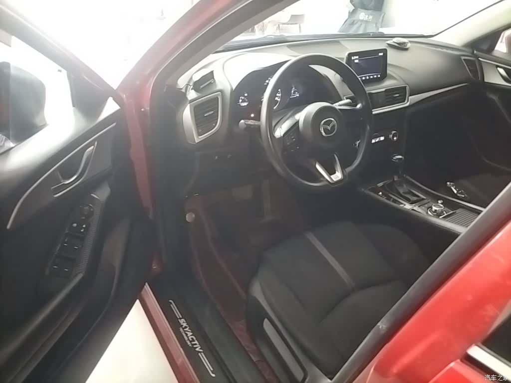 Mazda Mazda3, 2019 16
