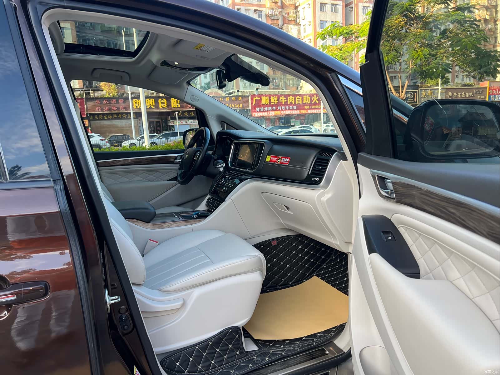 Trumpchi M8, 2019 10