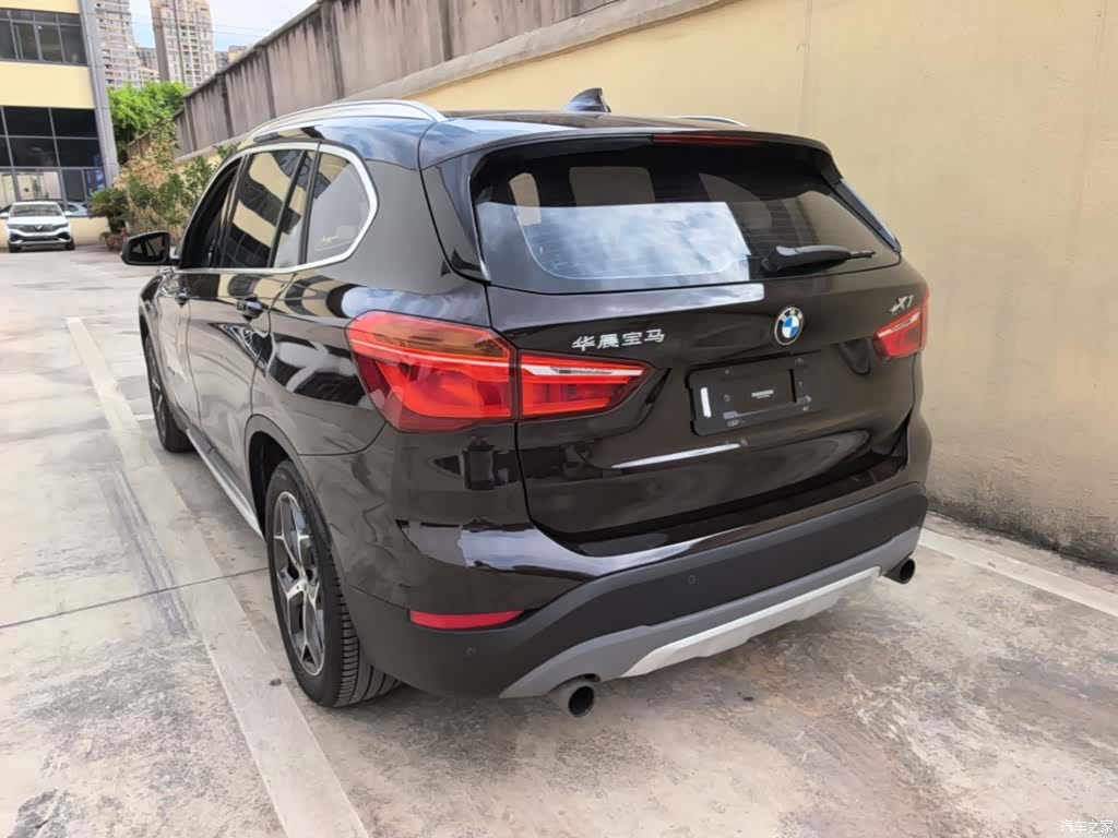 BMW X1, 2017 все фото