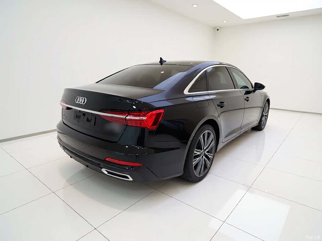 Audi A6L, 2022 все фото