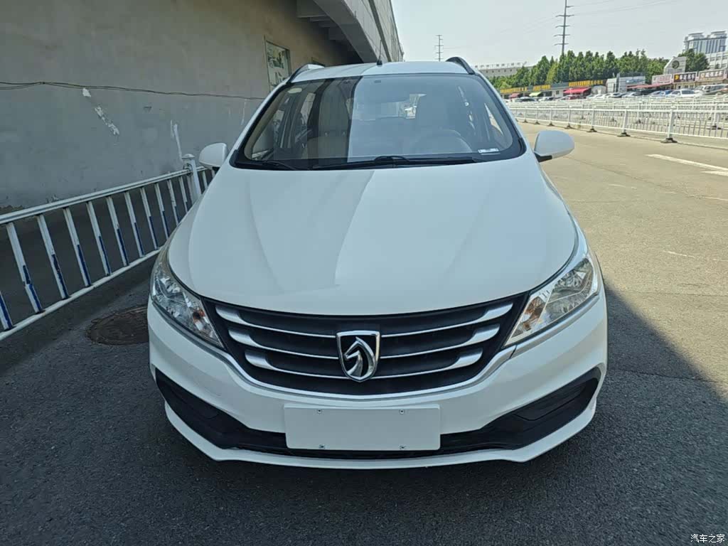 Wuling 310W, 2020 3