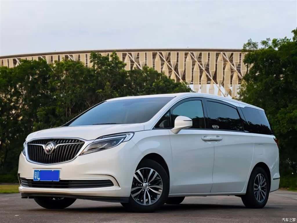 Buick GL8, 2019 1
