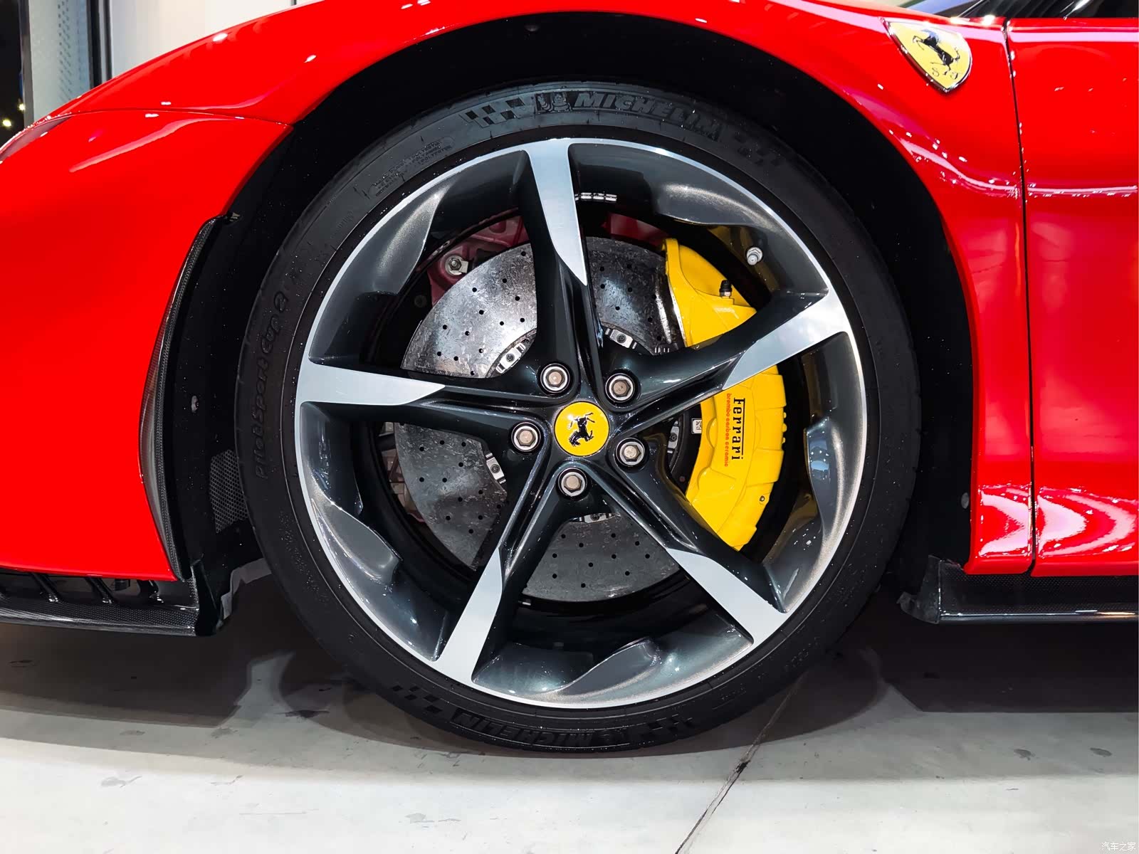 Ferrari SF90, 2021 все фото