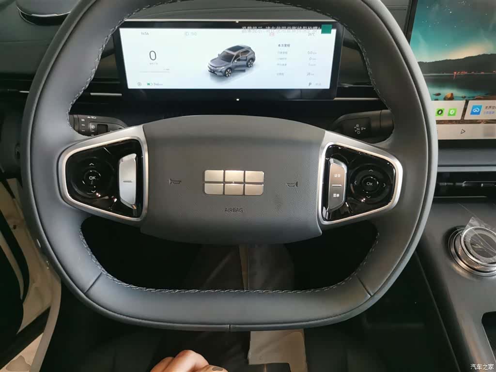Geely Galaxy E5, 2026 11