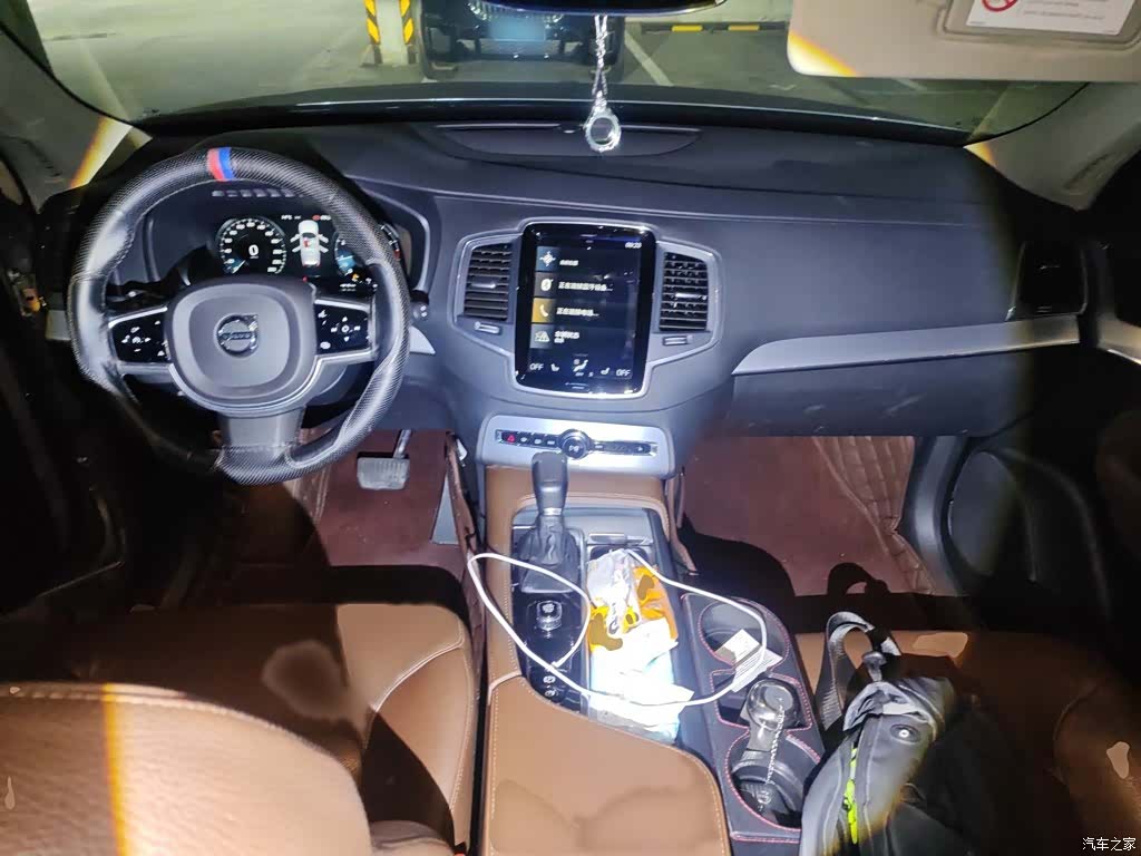 Volvo XC90, 2019 13
