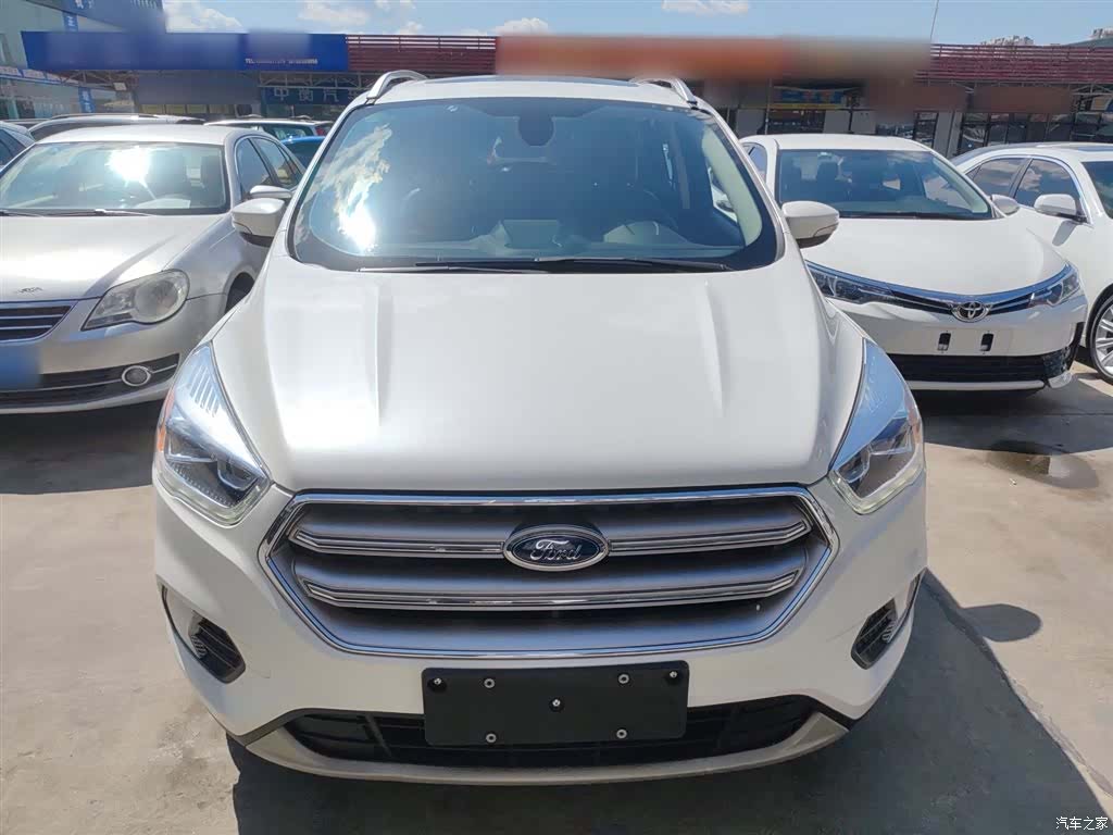 Ford Kuga, 2017 3