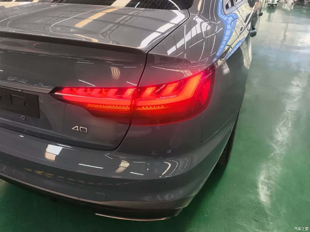 Audi A4L, 2022 24