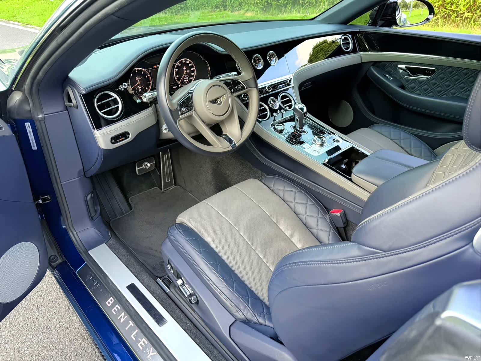 Bentley Continental GT, 2020 4