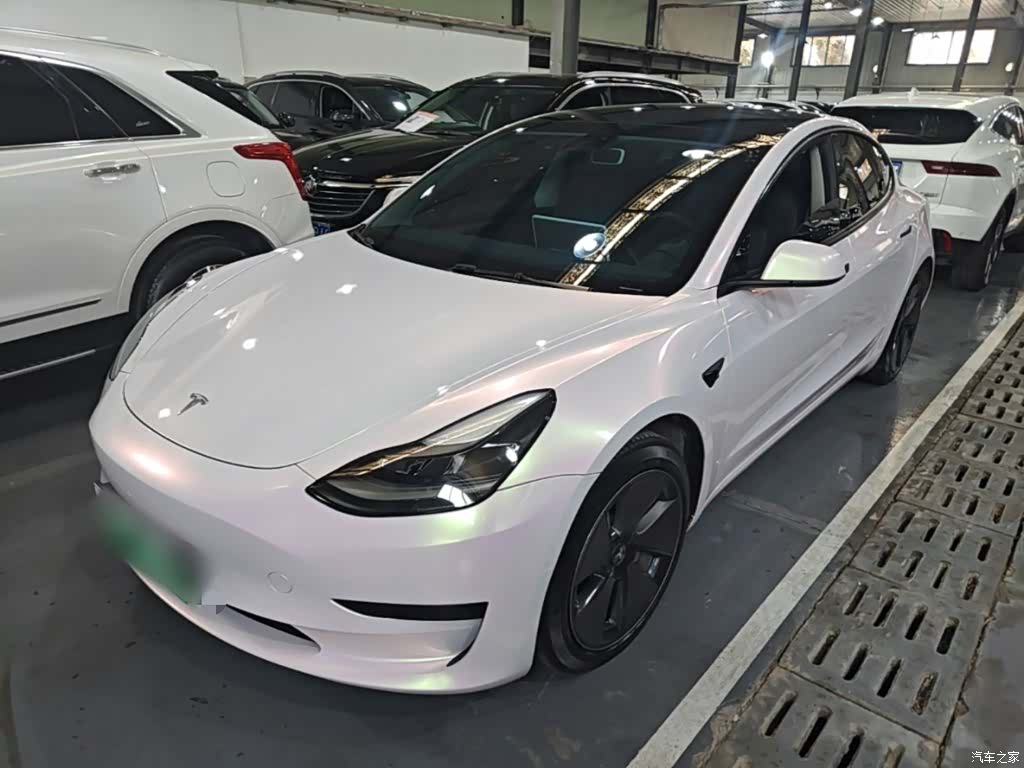 Tesla Model 3, 2023 1