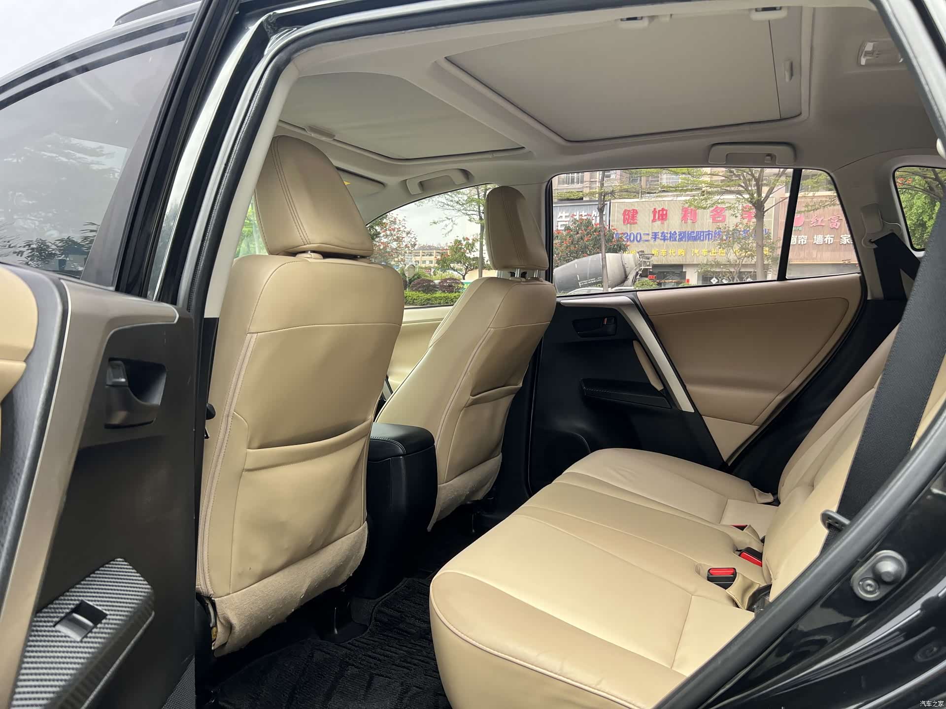 Toyota RAV4, 2016 6