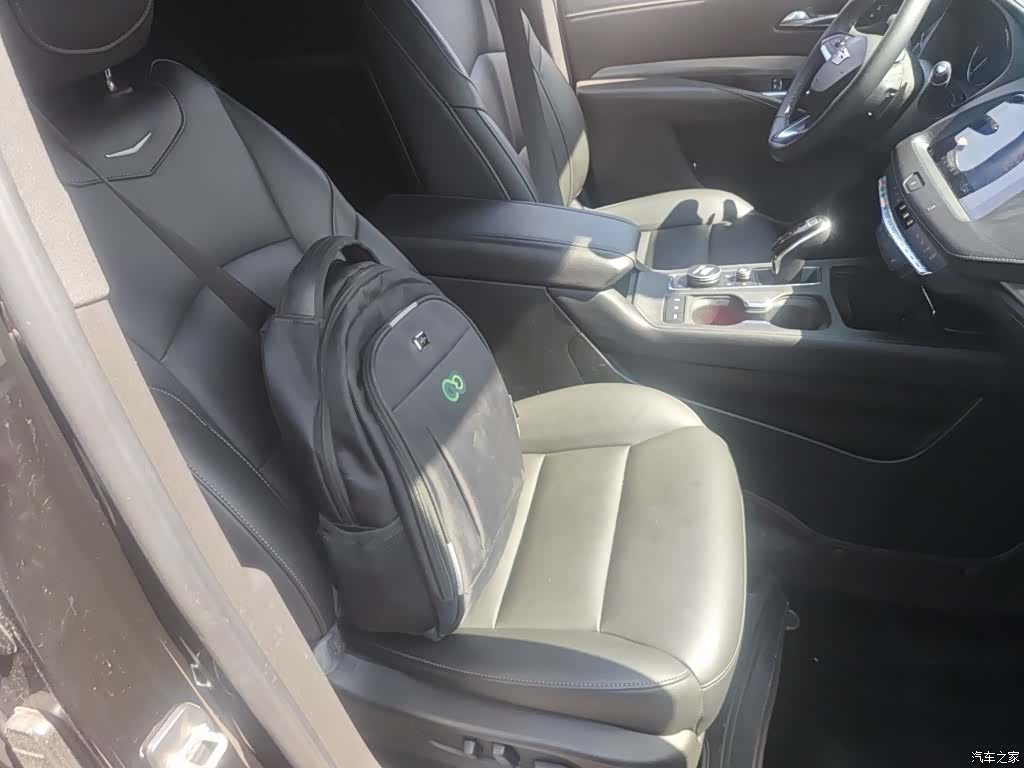 Cadillac XT4, 2020 25