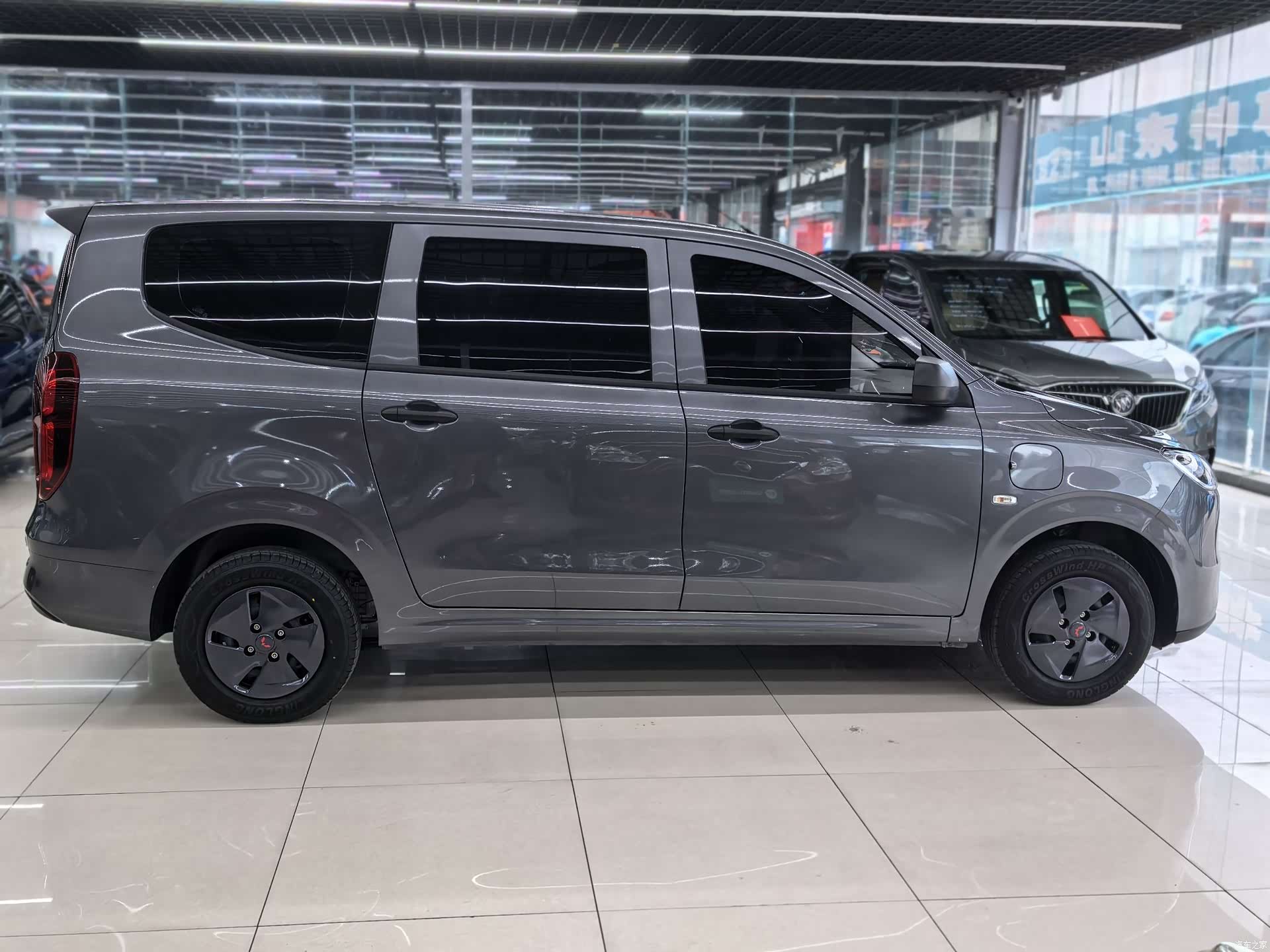Wuling Hongguang, 2026 6