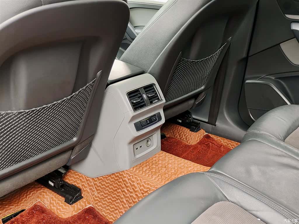 Audi Q5L, 2019 9