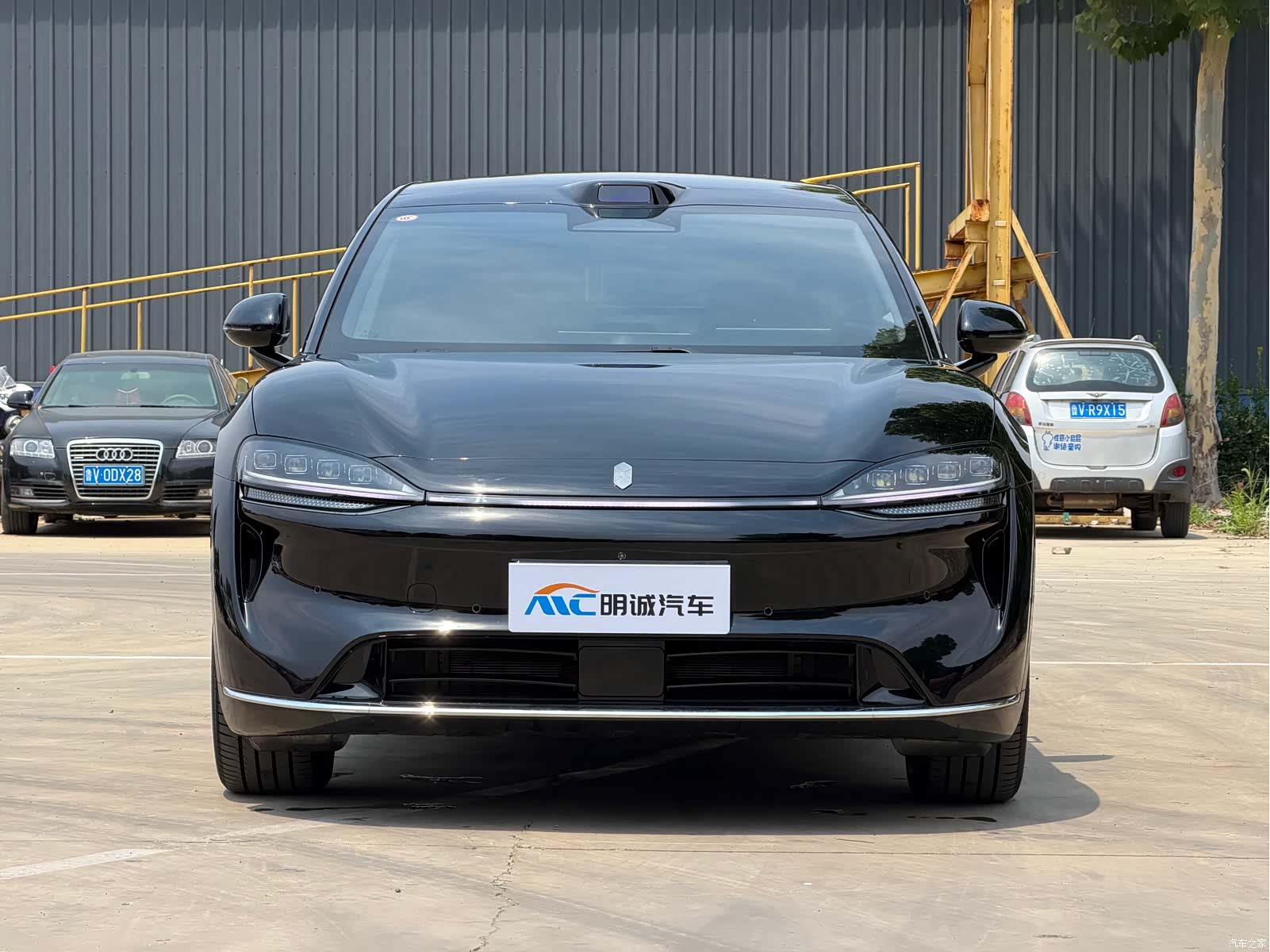 Luxeed R7, 2025 2