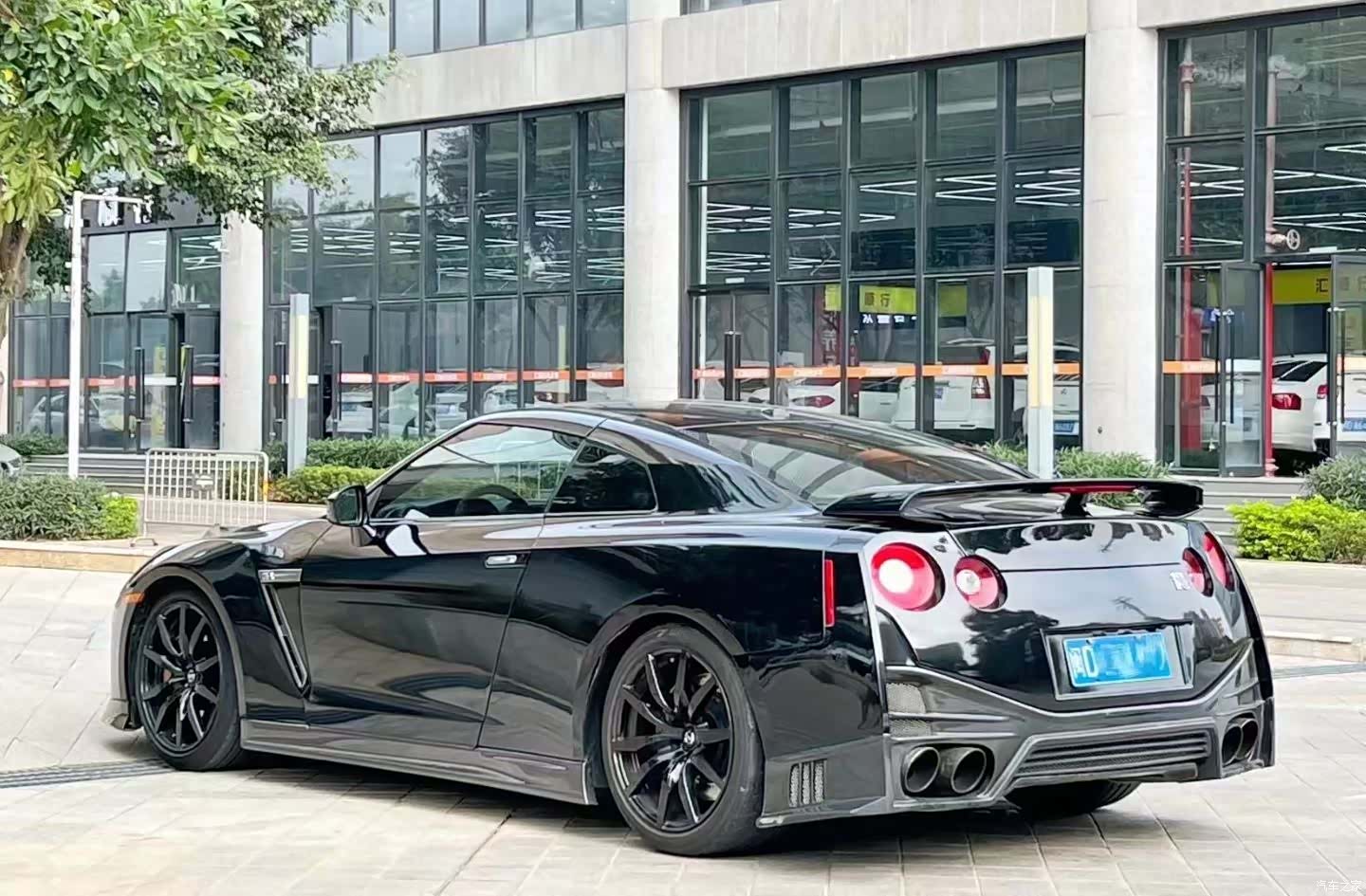 Nissan GT-R, 2013 6