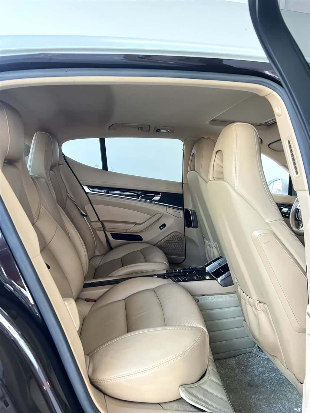 Porsche Panamera, 2014 10