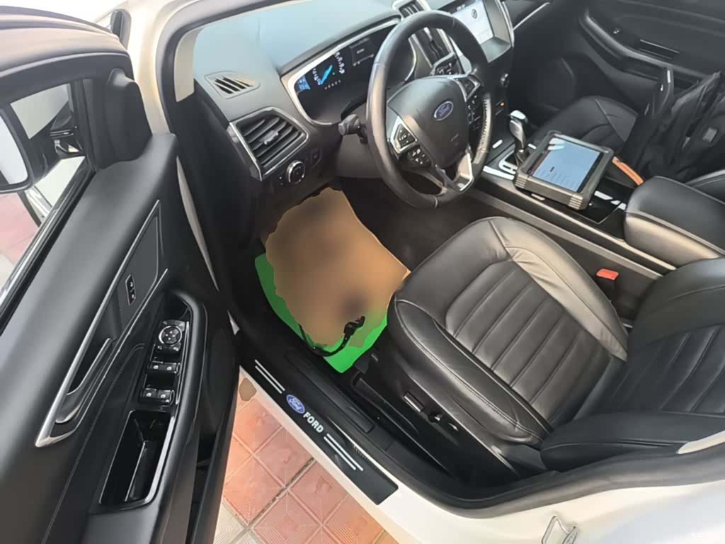 Ford Edge, 2017 16