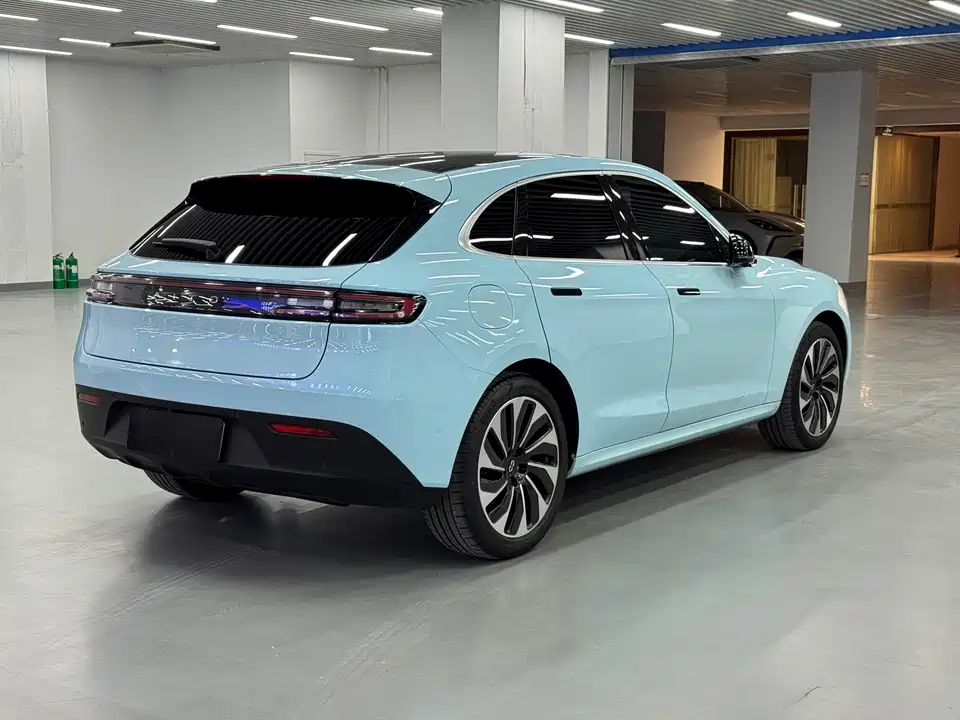 AITO Ask the world M5