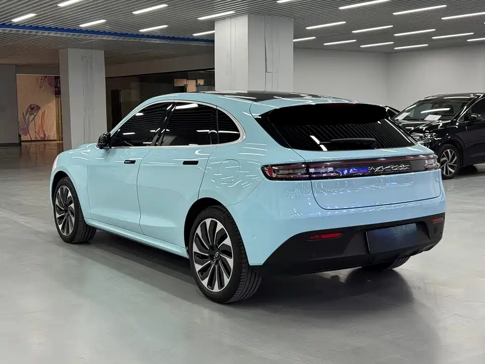 AITO Ask the world M5