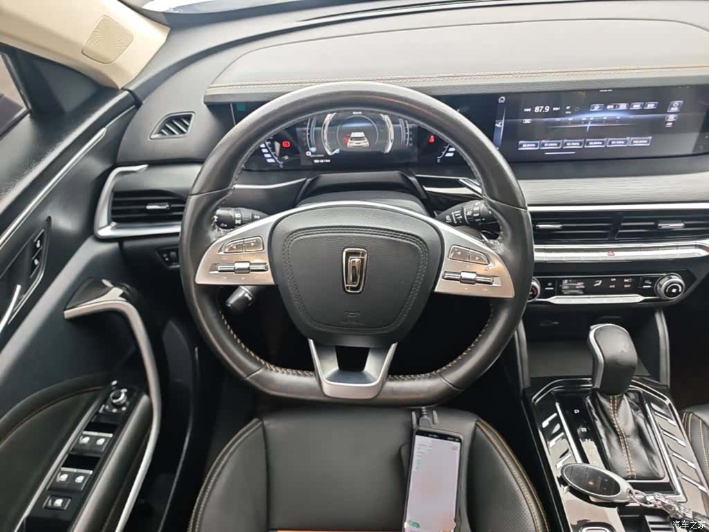 Bestune T77, 2019 11