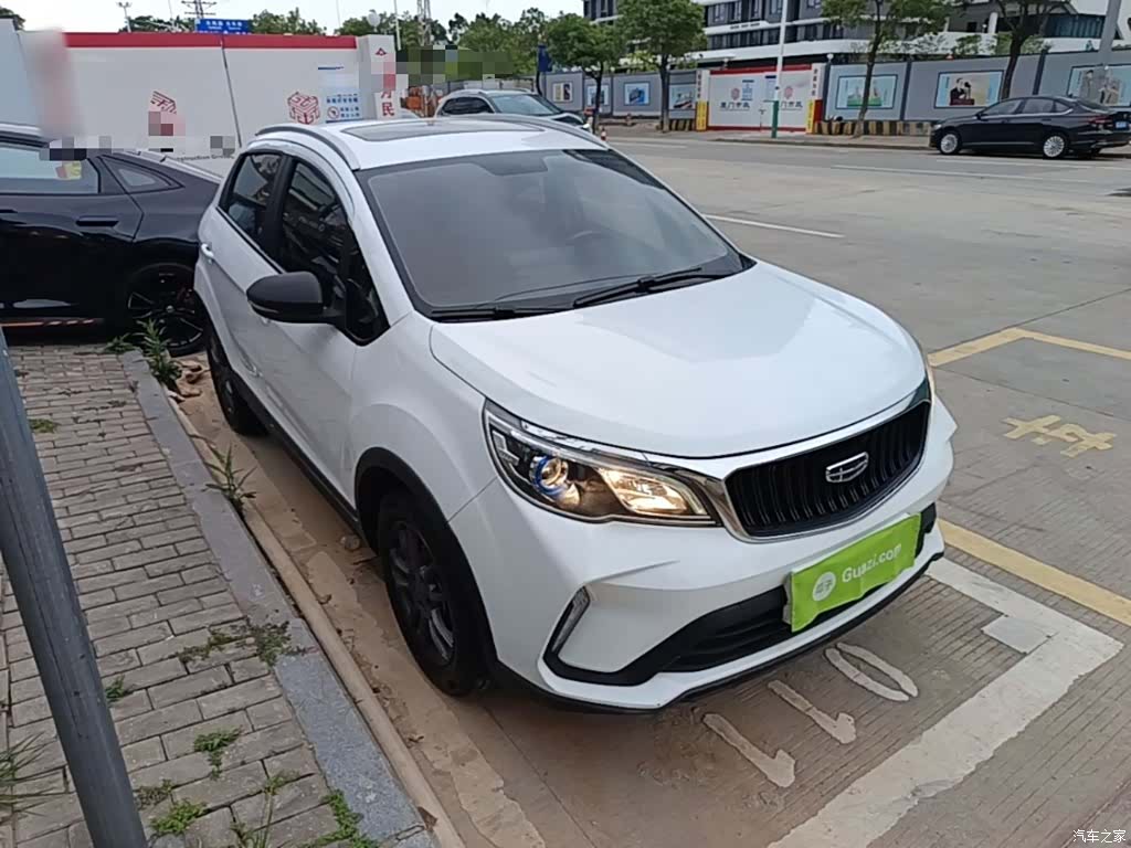 Geely X3, 2021 4