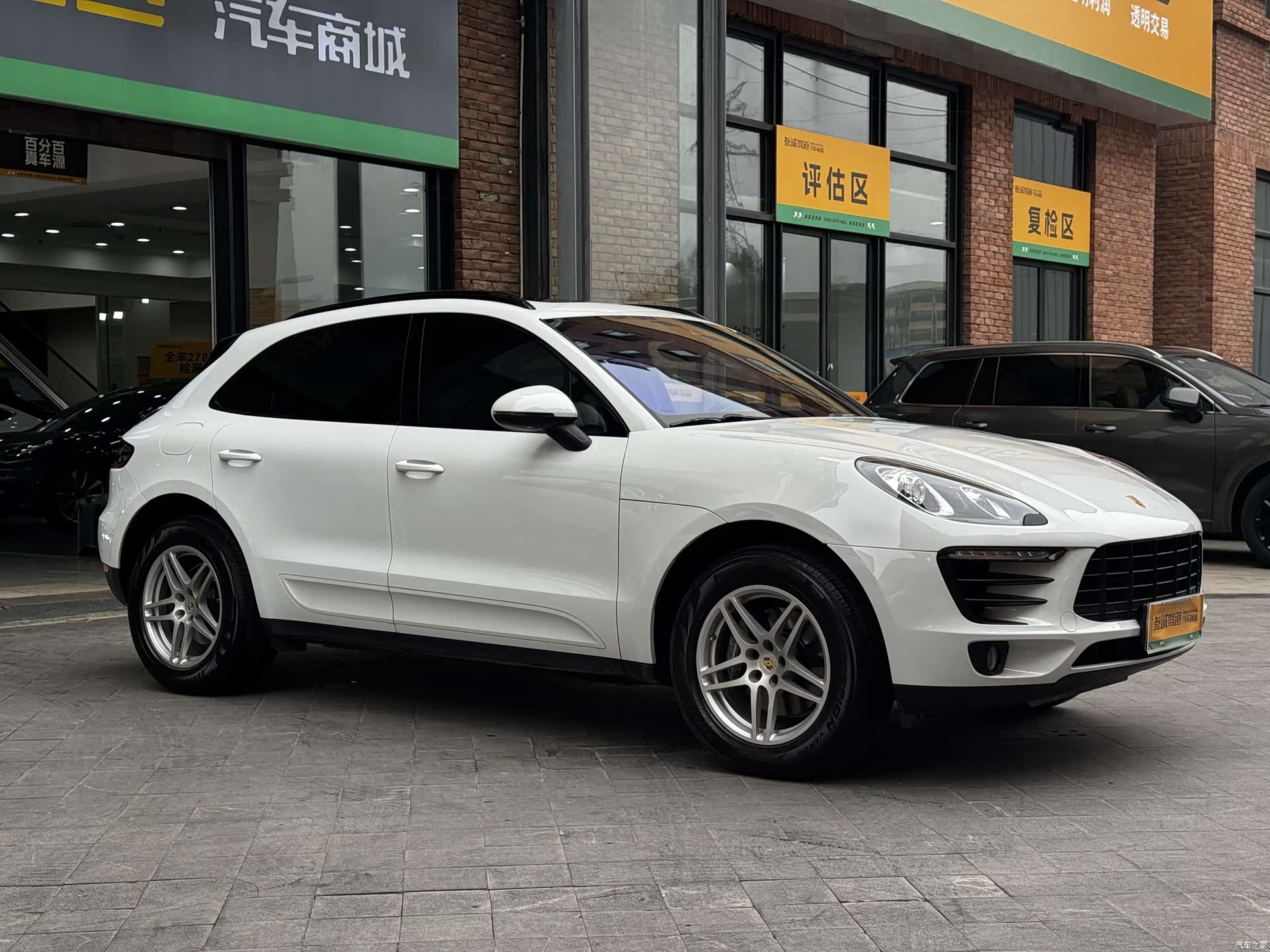 Porsche Macan, 2016 3