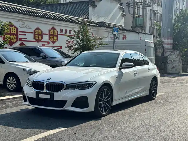 BMW 3 Series 2021 — купить из Китая под заказ