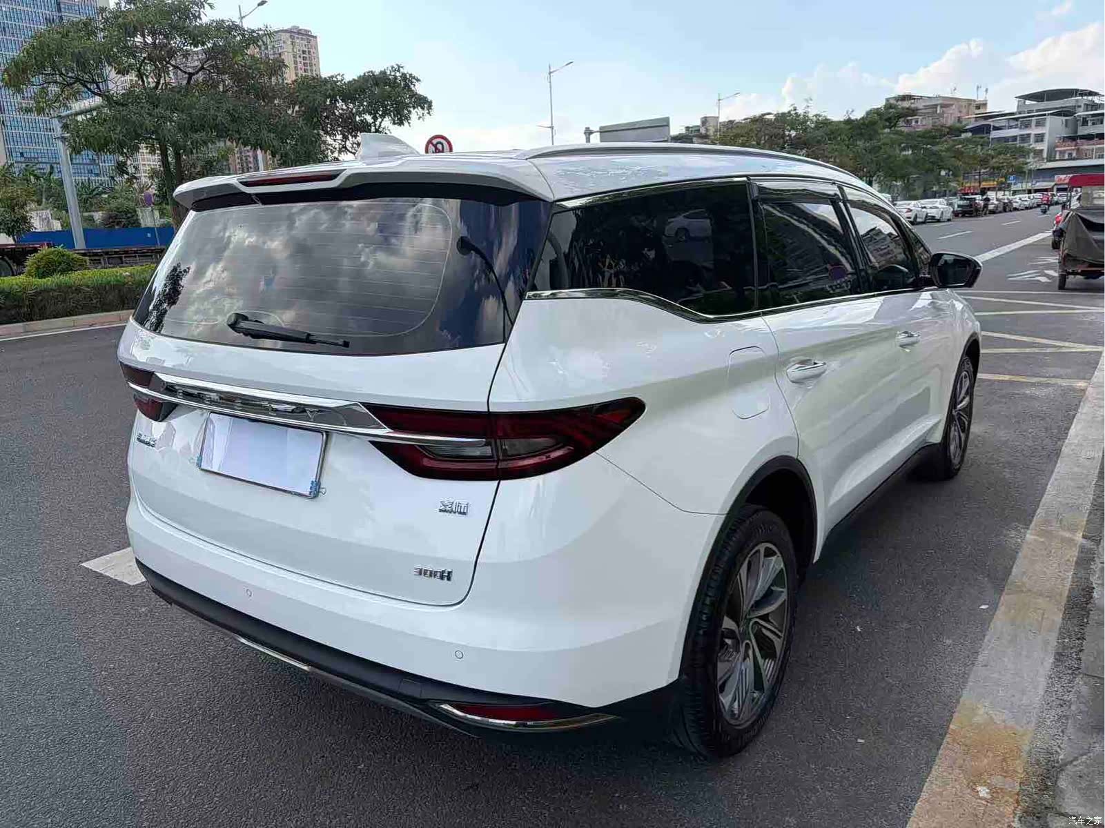 Geely Jiaji, 2019 6