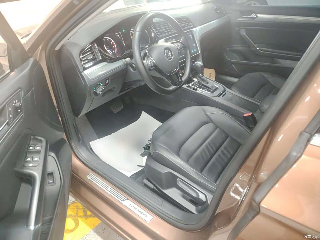 Volkswagen Lamando, 2016 11