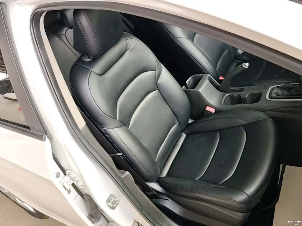 Chevrolet 320, 2019 25