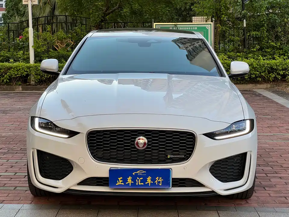 Jaguar XEL