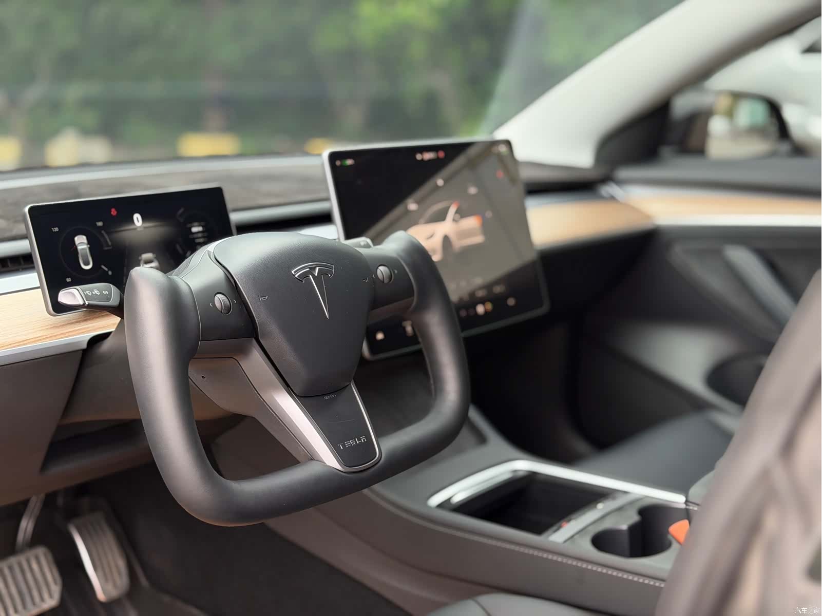 Tesla Model 3, 2023 7