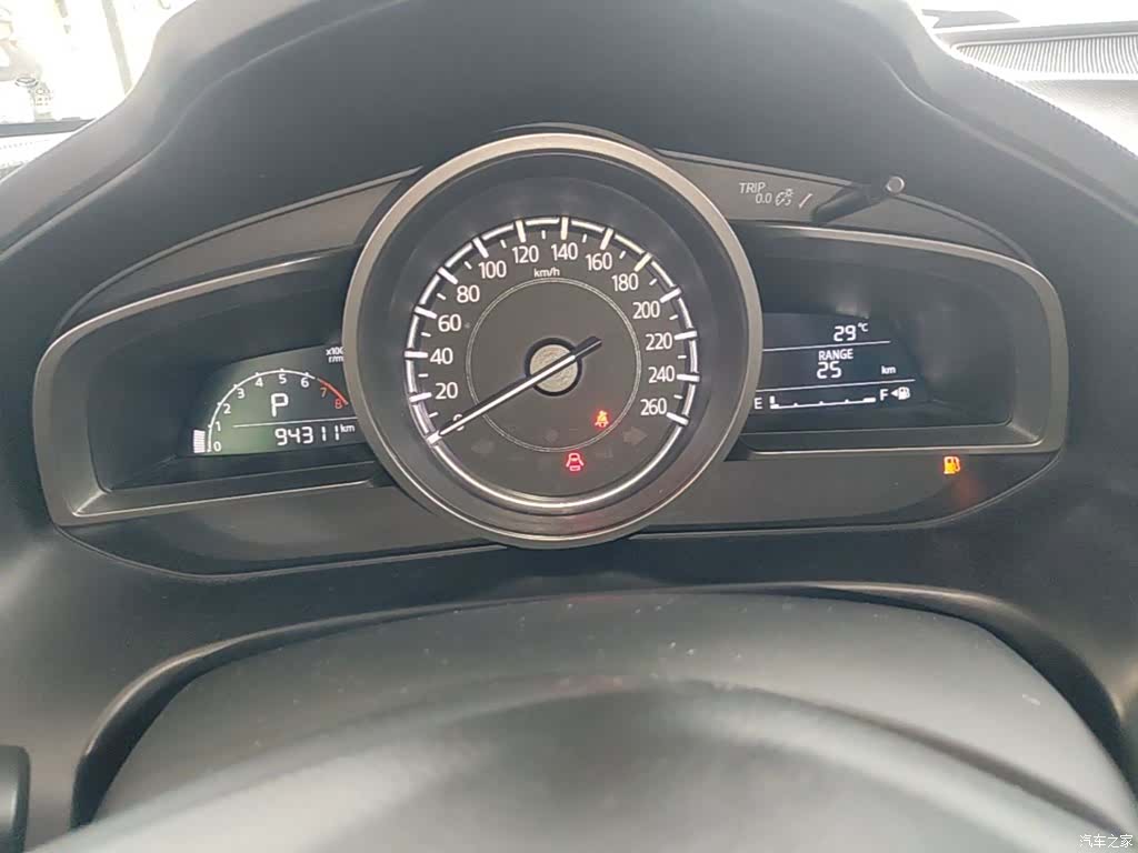 Mazda Mazda3, 2018 все фото
