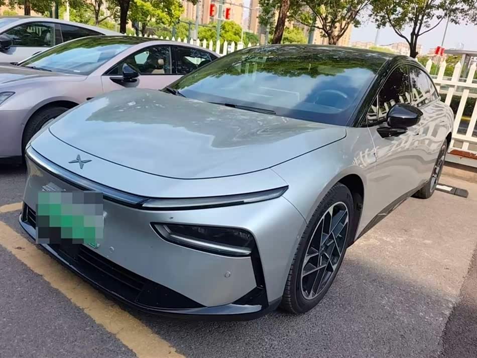 XPENG P7+