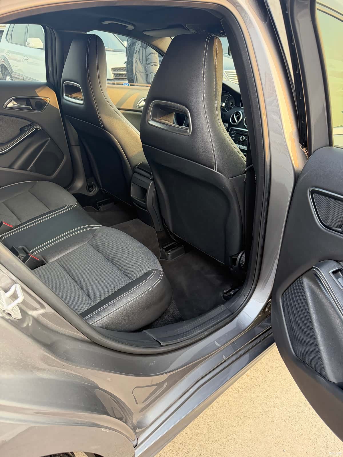Mercedes-Benz A-Class, 2016 15