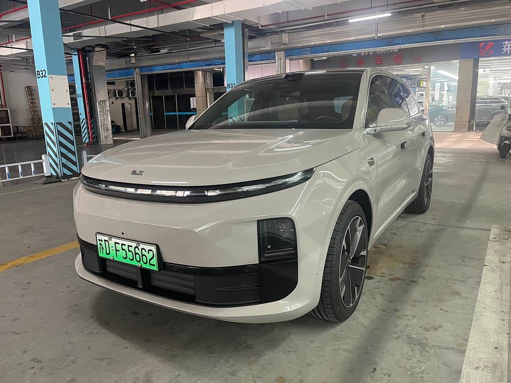 Li Auto L6