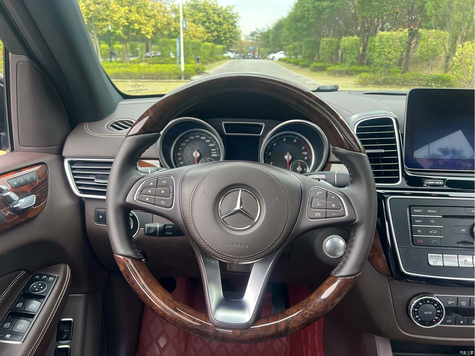 Mercedes-Benz GLS, 2017 17