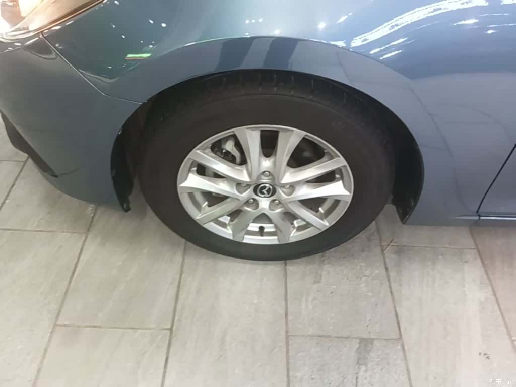 Mazda Mazda3, 2017 23