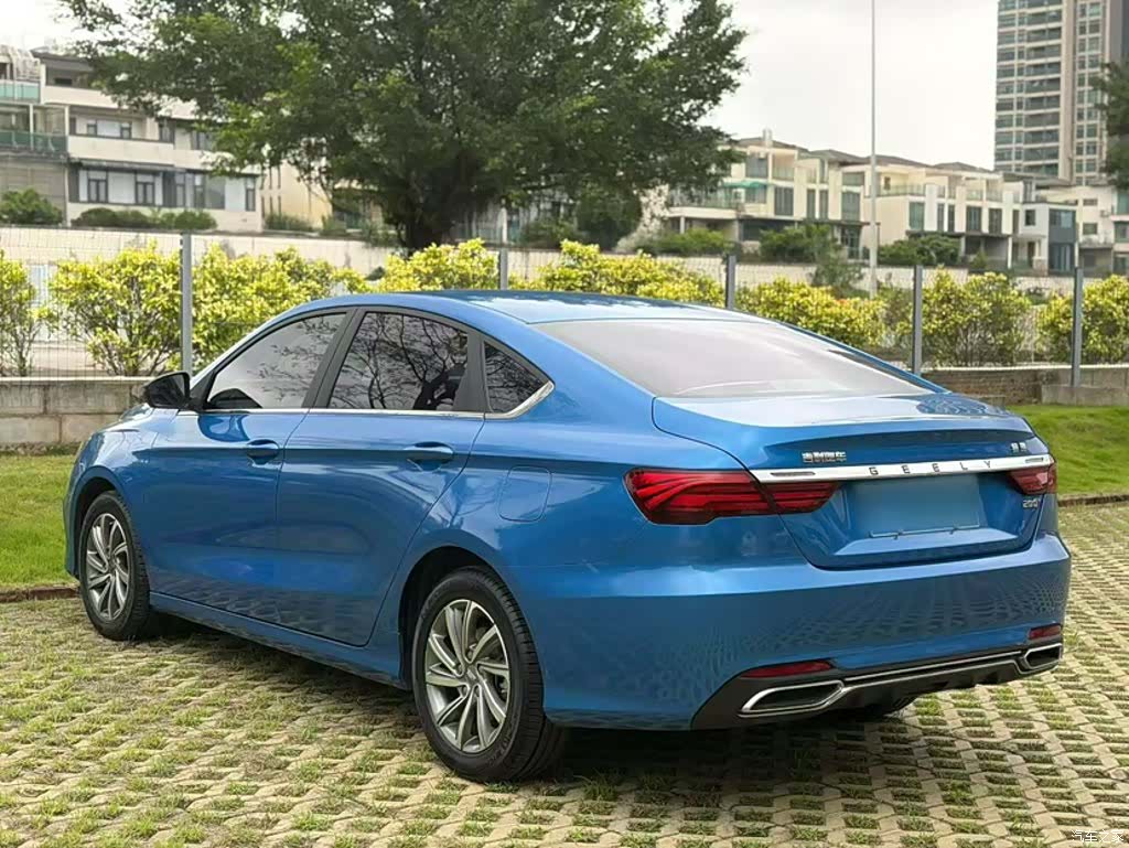 Geely Binray, 2020 15